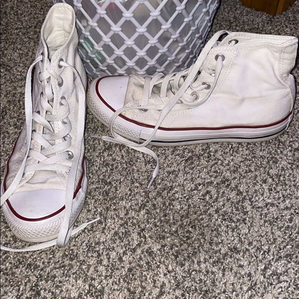 White converse all stars